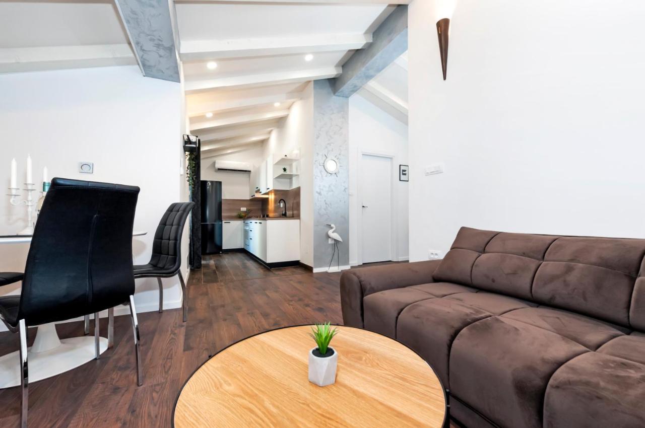 Deluxe Apartments A&A - 2 Rovinj Luaran gambar