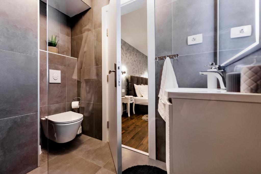 Deluxe Apartments A&A - 2 Rovinj Luaran gambar