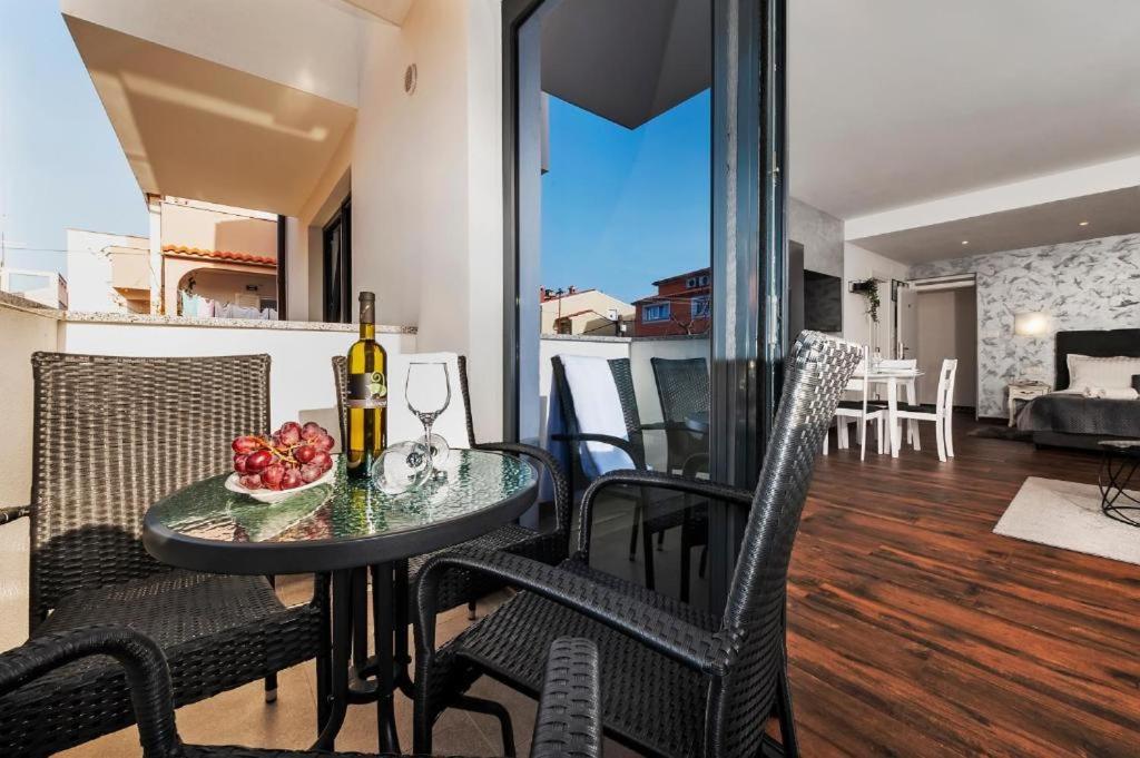 Deluxe Apartments A&A - 2 Rovinj Luaran gambar