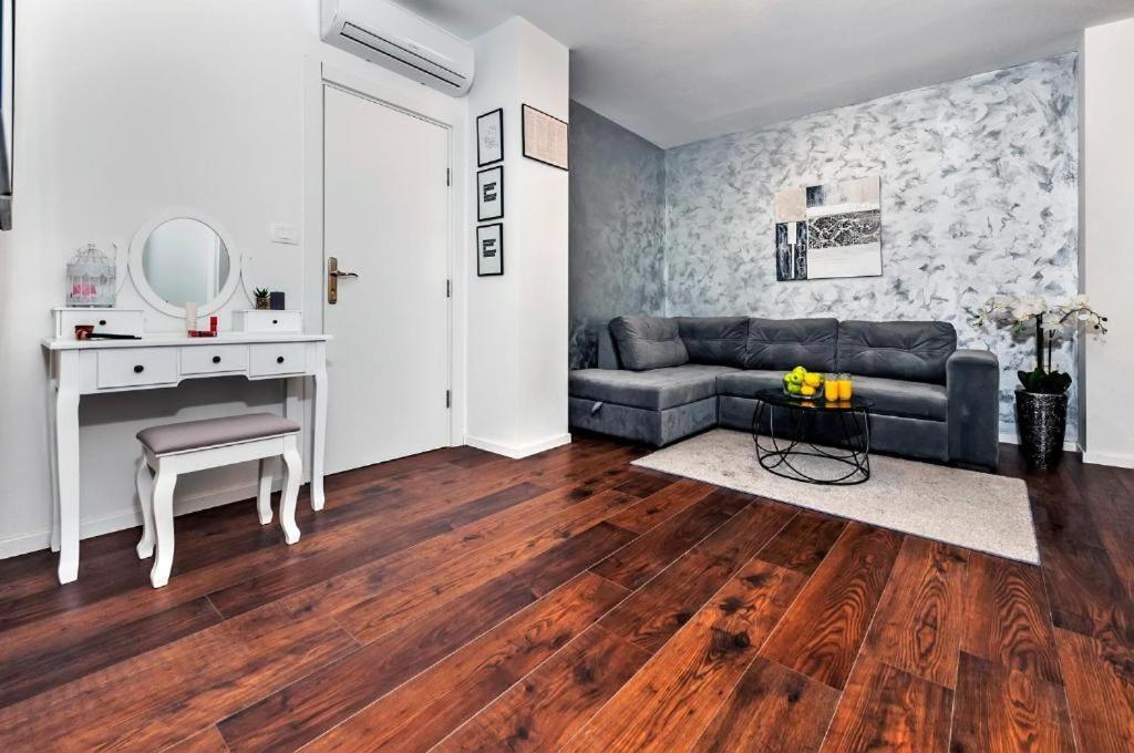 Deluxe Apartments A&A - 2 Rovinj Luaran gambar