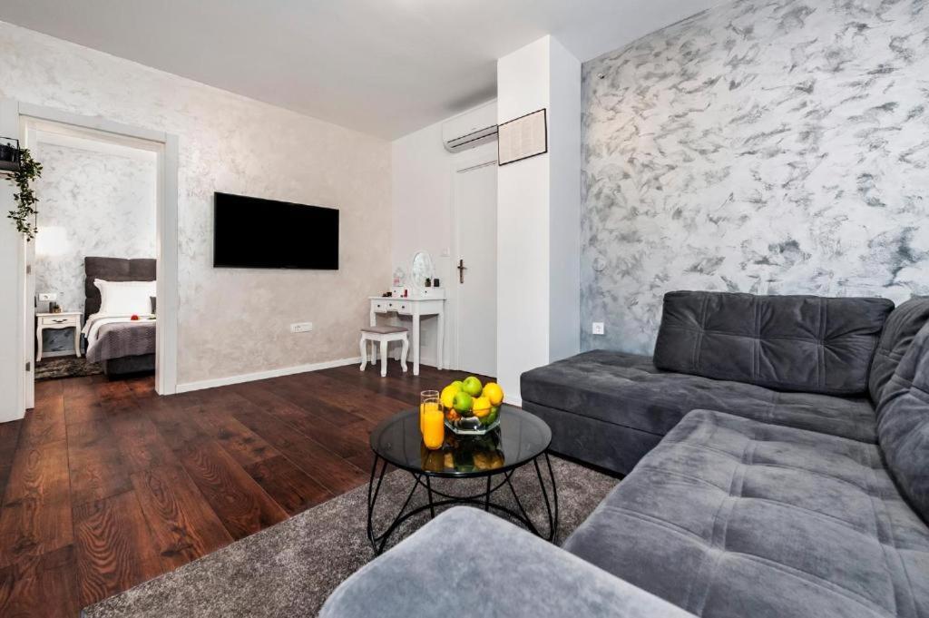 Deluxe Apartments A&A - 2 Rovinj Luaran gambar