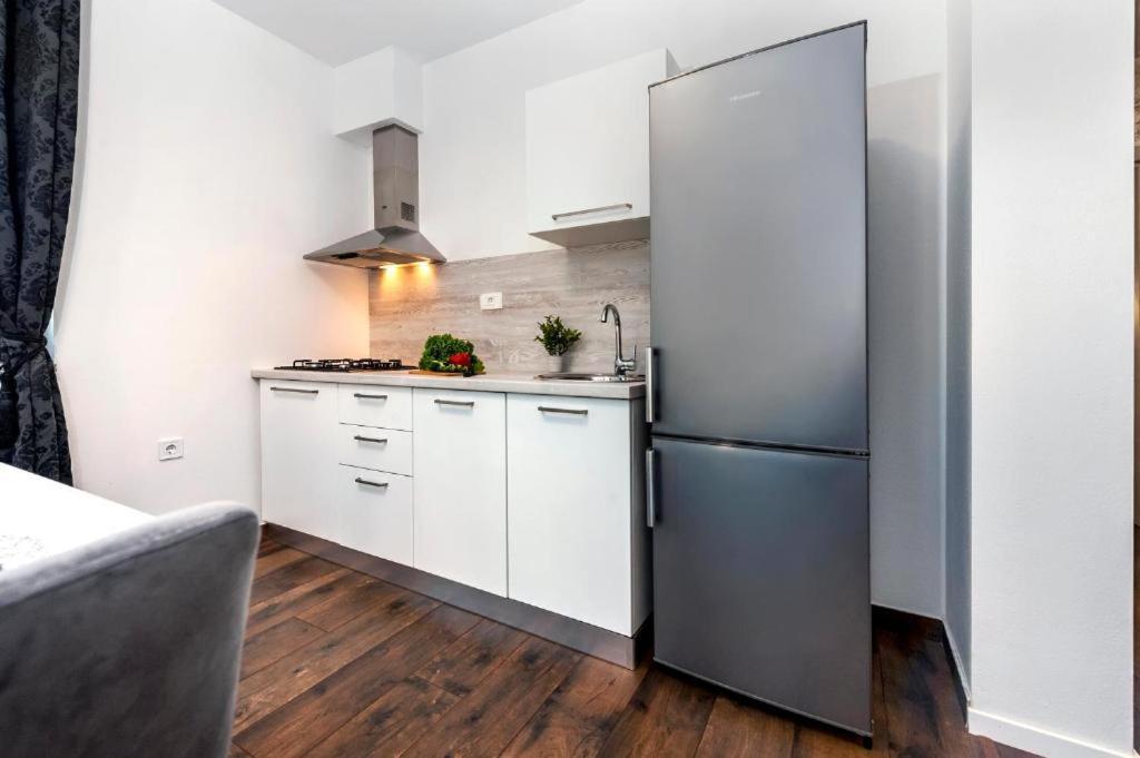 Deluxe Apartments A&A - 2 Rovinj Luaran gambar